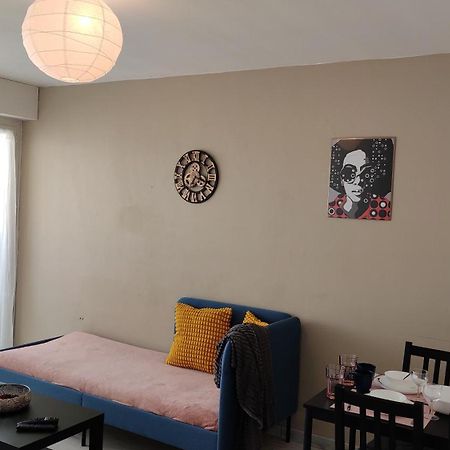 Charmant Appartement Proche Melun Centre Ville Eksteriør billede